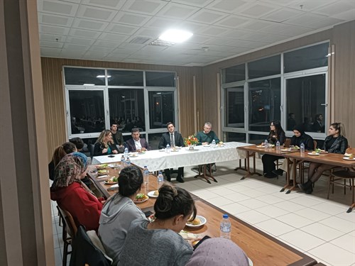 Kaymakamımız Kredi Yurtlar Kurumunda Kalan Öğrencilerimiz ile Biraraya Geldi