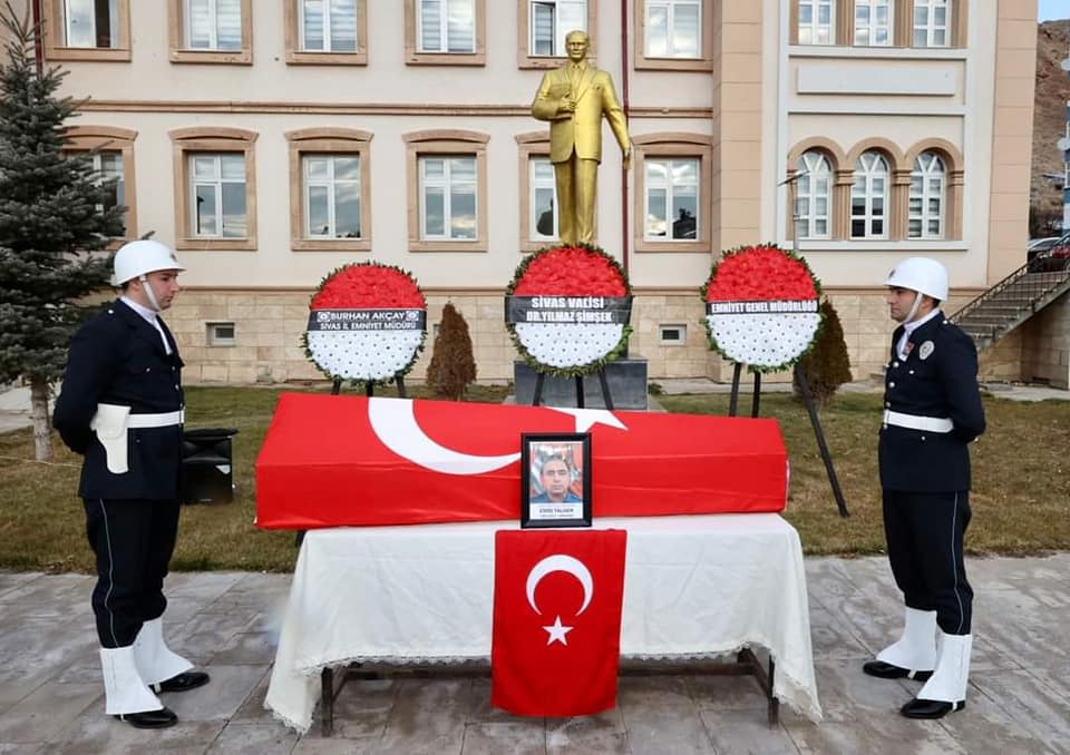 Polis Memuru Emre YALABIK Son Yolculuğuna Uğurlandı