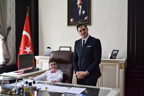 Geleceğimizin Teminatı Çocuklarımız Makamı Devraldılar